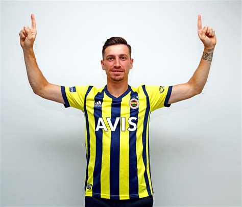Mert Hakan Yandaş- ကျွန်ုပ်တို့သည် Fenerbahçe အမောက်ကိုမည်သူမျှမနှိပ်စက်ပါစေနှင့်